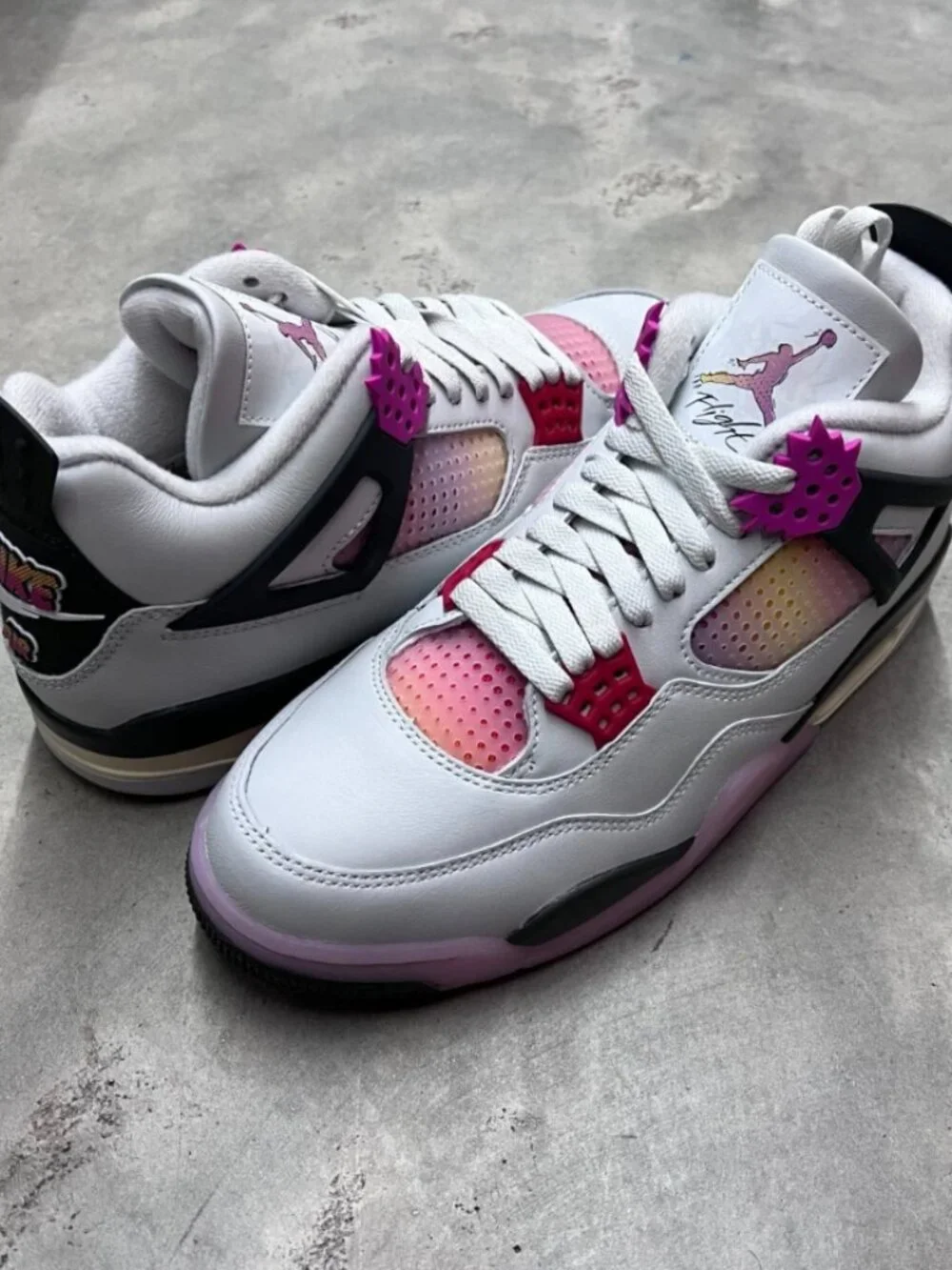 Nike Air Jordan 4 Retro Comic Men's JA1135 100 - New